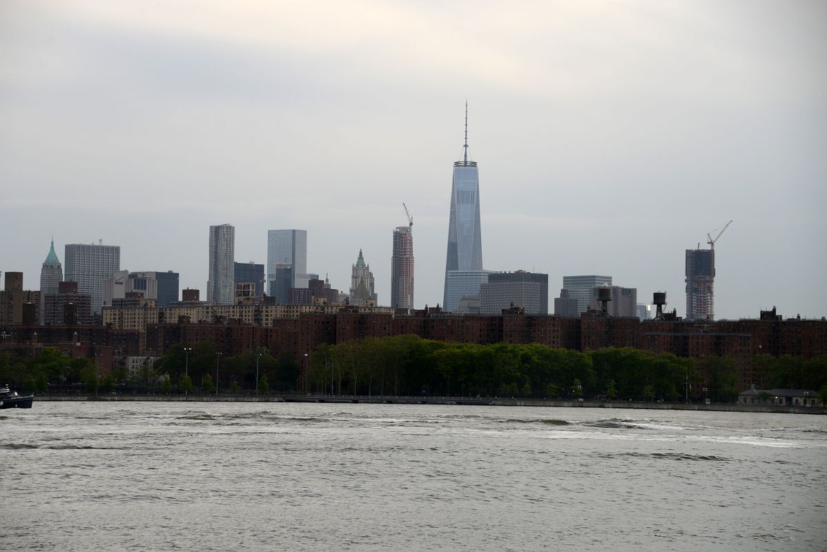 46-2 New York Financial District And World Trade Center From East River State Park Williamsburg New York